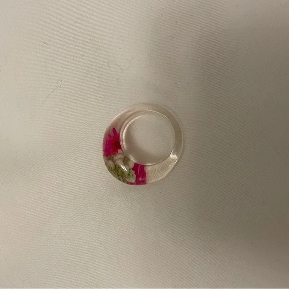 Floral ring - Picture 3 of 3